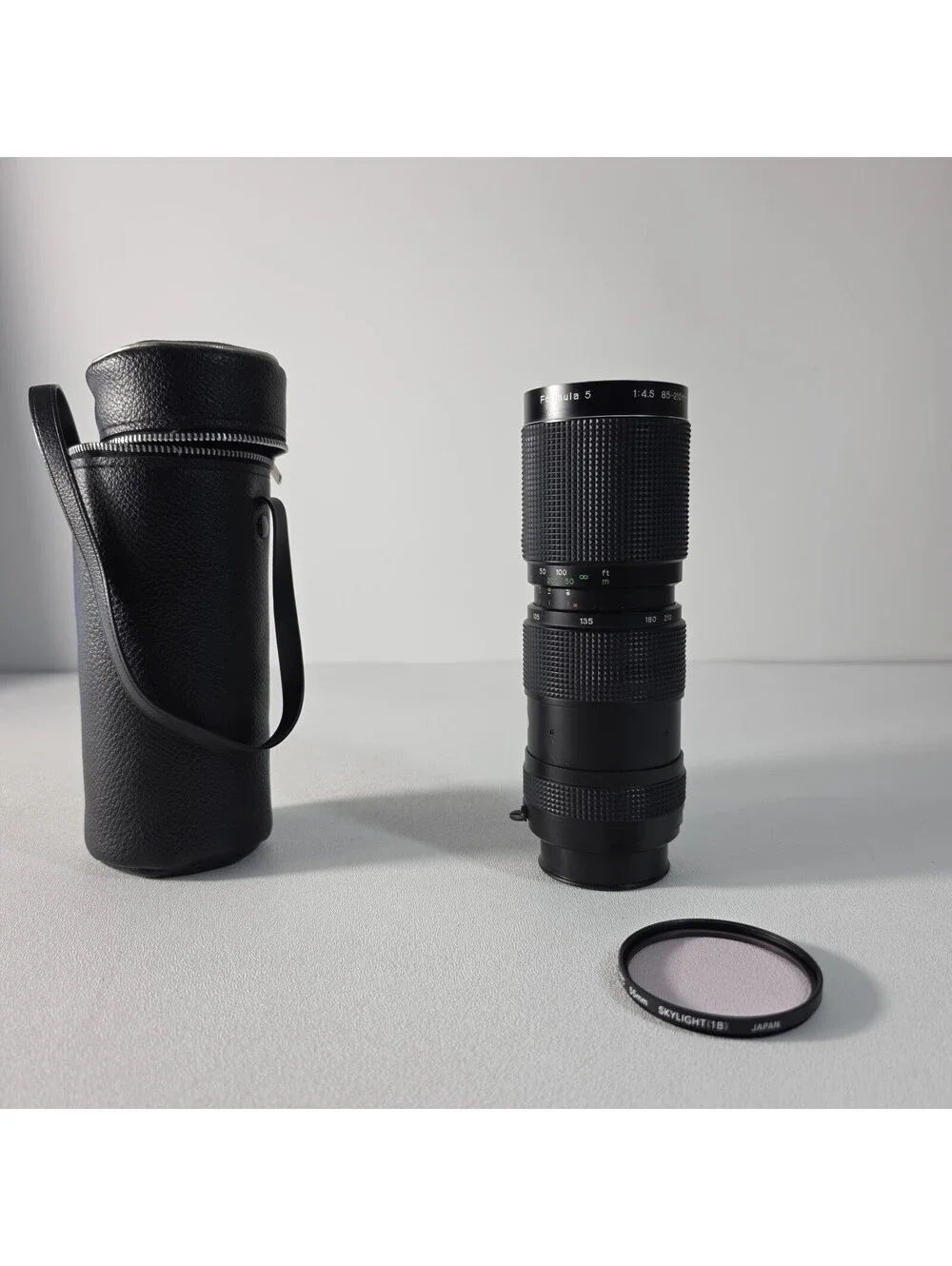 Formular 5 85-210mm F4.5 with Nikon non Ai Mount W/Case